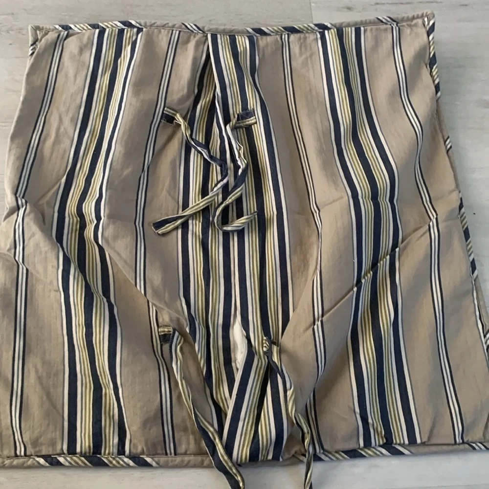 Pottery barn Celeste quilted pillows euro shams striped navy beige set of‎ 2